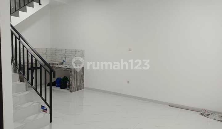 Kost Furnished SHM di Metland Puri Jakarta Barat - foto 1