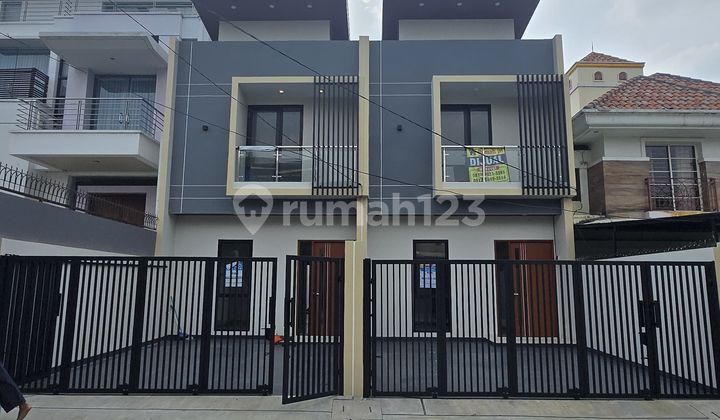 Rumah Siap Huni di Meruya Jak Bar. 3 Kamar Tidur. Sun - foto 1
