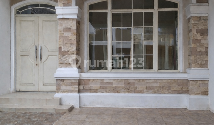 Rumah Full Furnished Green Lake City Cluster West Europe Jual Cepat - foto 1