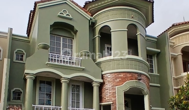 Jual Rumah Citra 2 Ext Jakbar 3 Lantai SHM 210M2 Hadap Selatan - foto 1