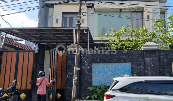 Rumah 2 Lantai Siap Huni Dekat ke Mall dan Dpr/Mprdi Kemanggisan Jakarta Barat - foto 1