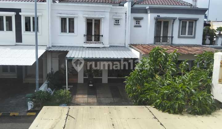 Rumah 2 Lantai Dalam Komplek di Srengseng, Jakarta Barat - foto 1