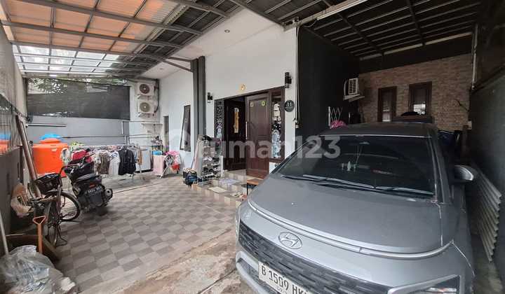 Dijual Cepat- Nego Sampai Deal Rumah di Bojong Indah - foto 1