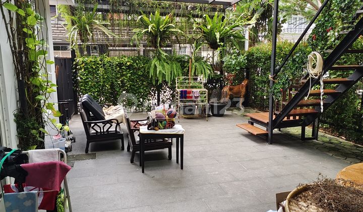 Rumah Puri Mansion, Jarang Ada, Lokasi Nyaman - foto 1
