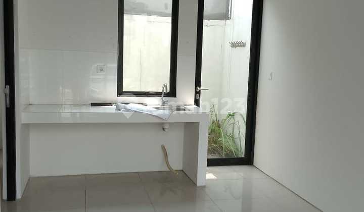 Rumah Bagus untuk Dibeli di Citra Garden Puri - foto 1