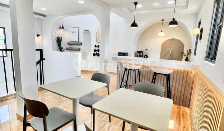 - Murah !! Dijual Rumah Kost-Kost'an Luas 115 Mtr Ada Fitness Corner Minimalis di Tomang Jakarta Barat - foto 1