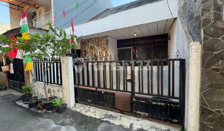 Di Jual Rumah Murah Bebas Banjir Lokasi Tanjung Duren Jakarta Barat - foto 1