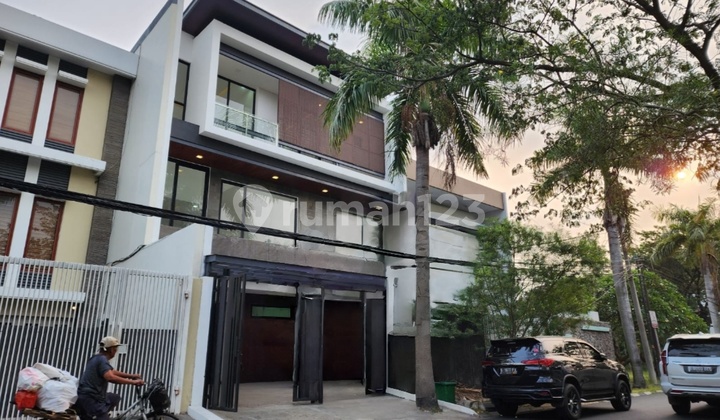 Rumah Baru Posisi Boulevard Citra 2, Ext - foto 1