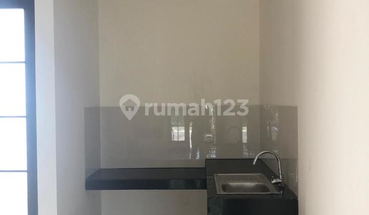 Jual Rugi Rumah Nyaman & Modern di Green Royal Lantai 3 - foto 1