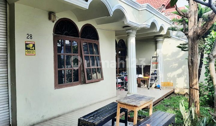 Jual Rumah SHM di Kebon Jeruk Jakarta Barat - foto 1