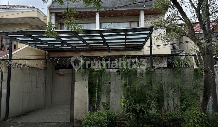 Rumah 2.5 Lantai Cocok Utk Kantor dan Rumah Tinggal - foto 1