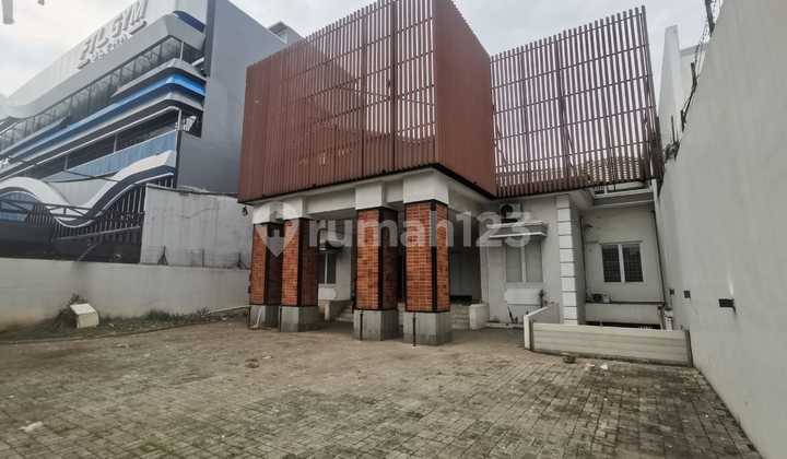 Rumah di Tanjung Duren Selatan - foto 1