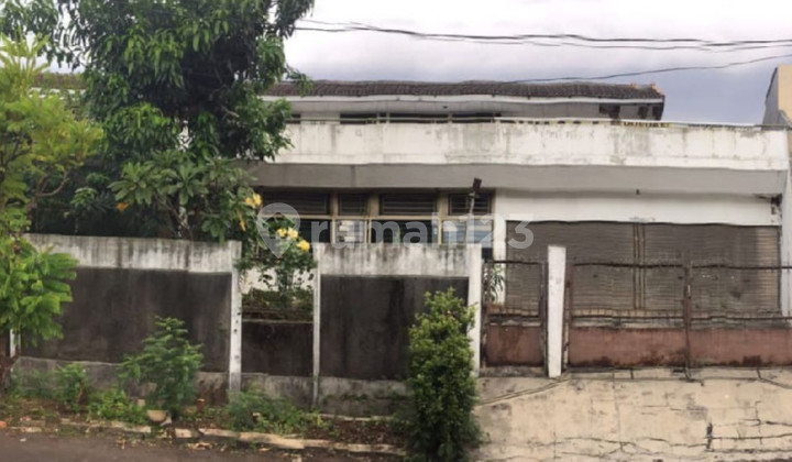 Rumah Luas Kebon Jeruk Barat Dekat Binus - foto 1