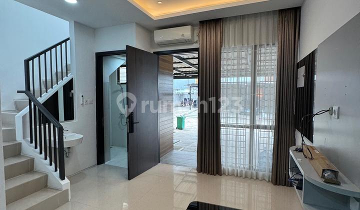 Rumah 5X12,5 Hadap Utara 2 Lantai di Citra 8 - foto 1
