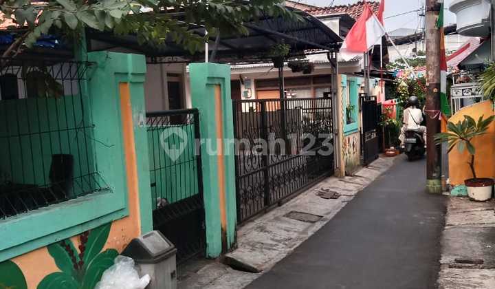 Di Jual 4 Rumah Dalam Satu Lahan di Grogol Jakarta Barat - foto 1
