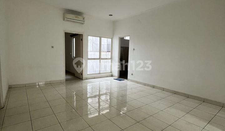 Rumah Taman Kencana Murah Ukuran 8 X 18 Siap Huni Rapi - foto 1