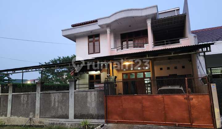 Rumah Dijual 2 Lantai di Taman Alfa Indah Blok Terbaik - foto 1