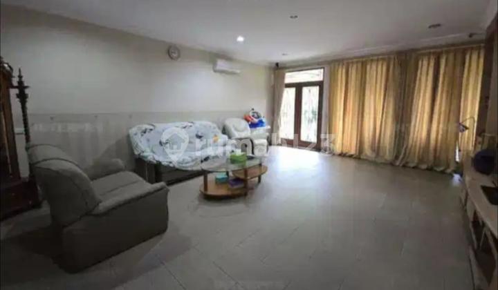 Rumah 2 Lantai di Permata Buana, Hak Milik, Jakarta Barat, Lokasi Bagus (R) - foto 1