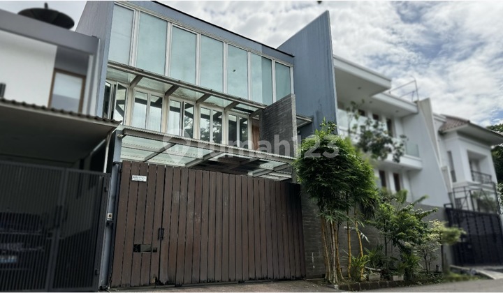 Rumah Permata Buana 200M2 4 Lantai Siap Pakai - foto 1