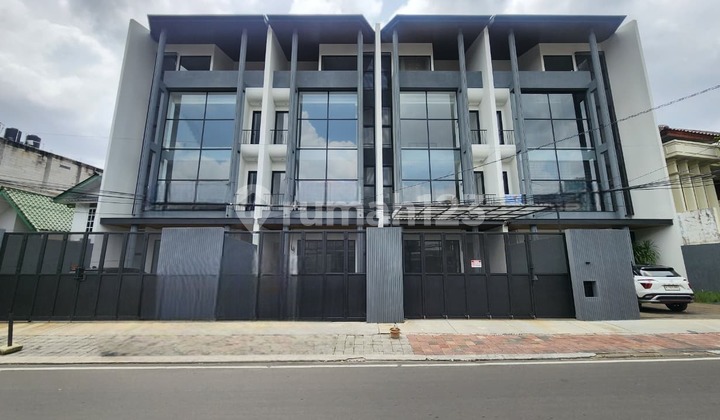 Kost Furnished SHM di Slipi, Jakarta Barat — Strategis - foto 1