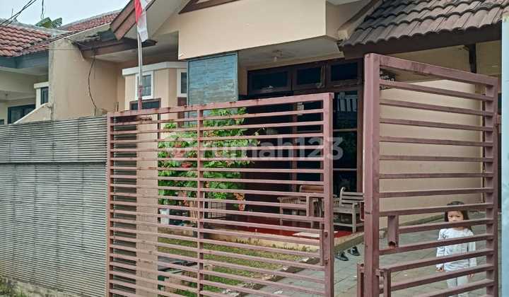 Dijual Rumah di Daanmogot Perum Budiindah - foto 1
