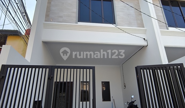 Rumah Baru Selesai Bangun Bebas Banjir - foto 1