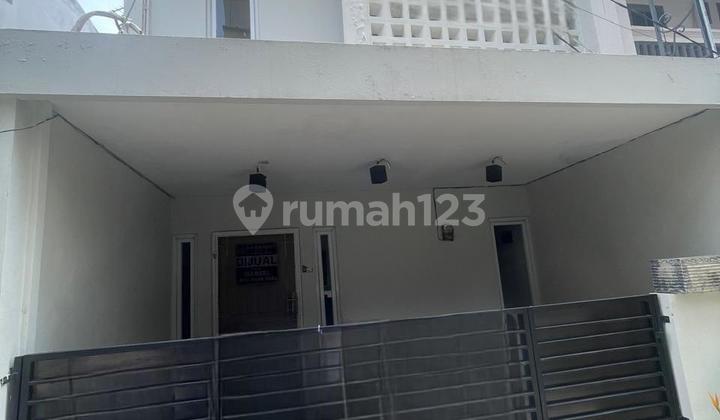 1524 Rumah Tanjung Duren - foto 1