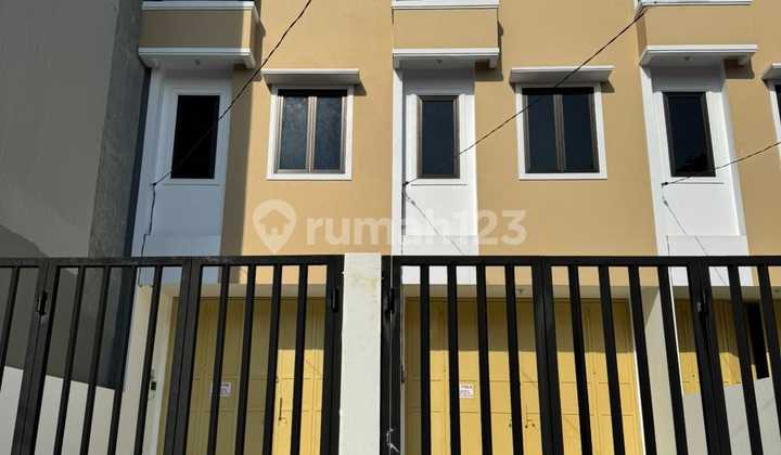 Jual Rumah Baru 4 Tingkat di Jelambar , Jakarta Barat - foto 1