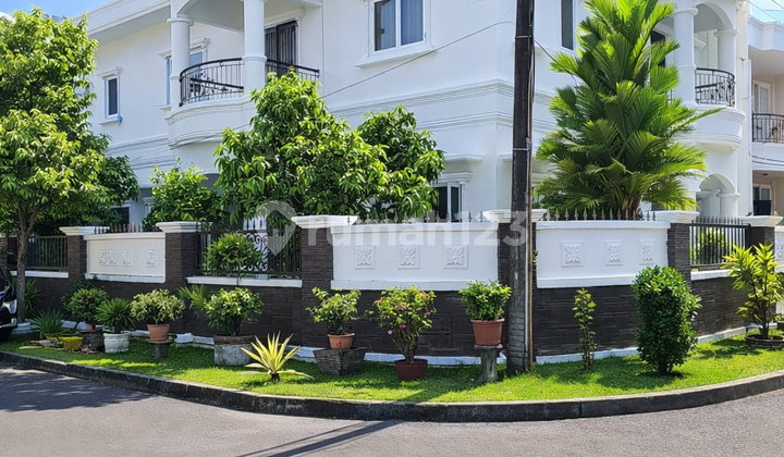 Rumah Taman Villa Meruya, Jarang Ada Posisi Hoek - foto 1