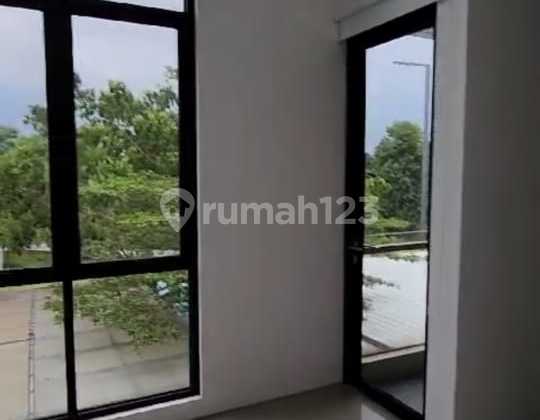 Rumah Siap Huni di Cluster Casco Citra Garden Puri Lokasi Strategis - foto 1