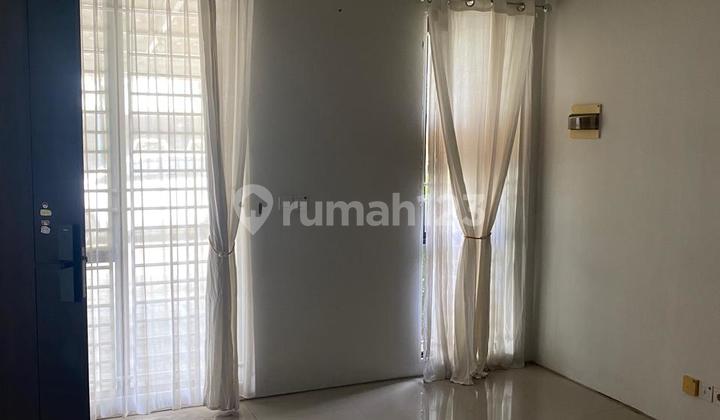 Rumah di Cluster Brio Citra Garden Puri Jakarta Barat Strategis - foto 1
