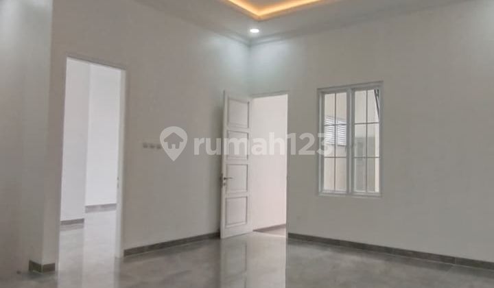 Rumah Siap Huni di Joglo Jakarta Barat Lokasi Bagus Nego - foto 1