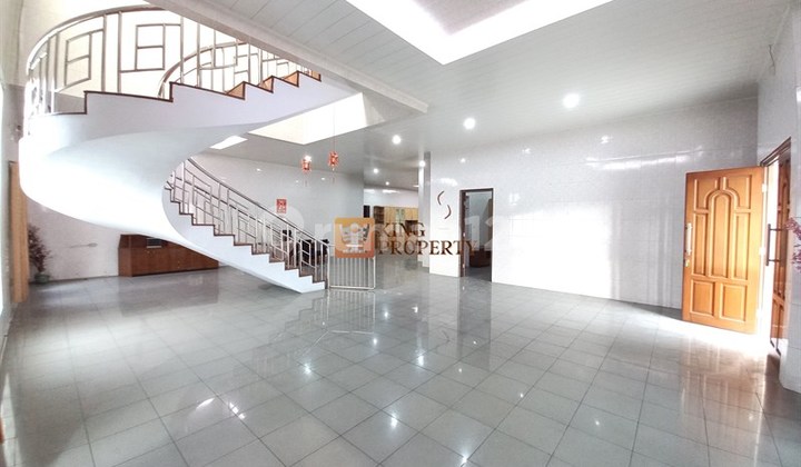 Dijual Rumah Mewah di Komplek Green Garden Residences 2 Lantai Ukuran 25X24m2 Jual Tanah Bonus Bangunan Kedoya Raya Jakarta Barat - foto 1