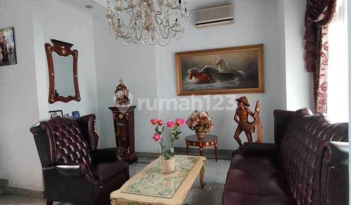 Rumah Mewah Luas Area Rawa Belong Ex Pejabat Cocok Dijadikan Rumah Kost - foto 1