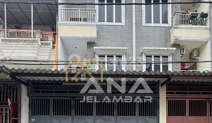 Ana Rumah Lokasi Bagus Uk 5X21m di Jelambar - foto 1