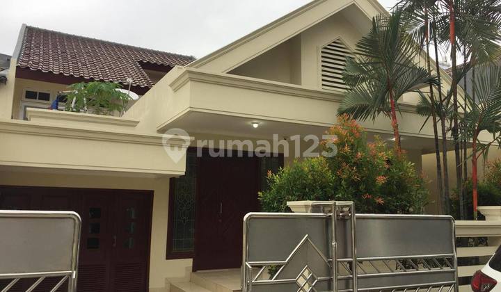 Jual Cepat Rumah 1.5 Lantai di Komplek Perumahan Greenville, Duri Kepa, Jakarta Barat - foto 1