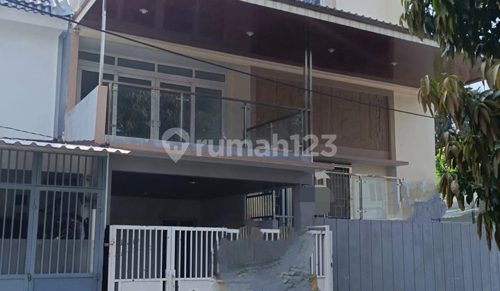 Rumah Full Bangunan Dijual Bu Taman Palem Lestari - foto 1