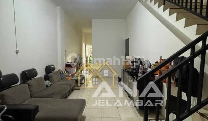 Ana Rumah Ngantong Lt.94m di Jelambar - foto 1