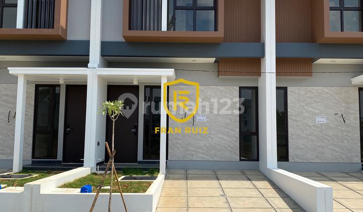 Frans Cen-Rumah Baru Dijual Rumah di Casajardin.cluster.. .Wow Bagus Lokasi Rumah Casajardin Cluster ..Lt.5x12/ 2 Lantai - foto 1