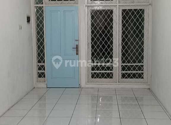 Dijual Murah Rumah di Citra 5 Jakarta Barat - foto 1