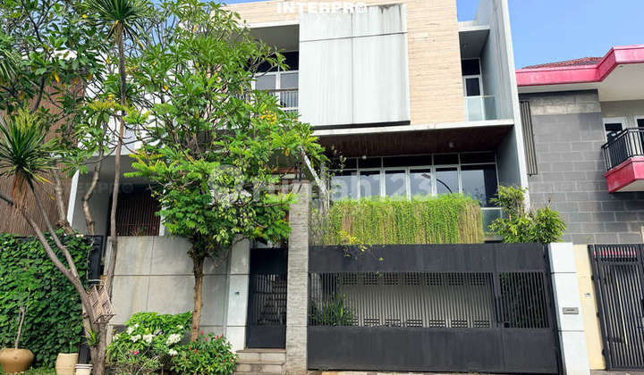 Rumah 3 Lantai Depan Taman Cluster Baru Permata Buana - 180M2 - foto 1