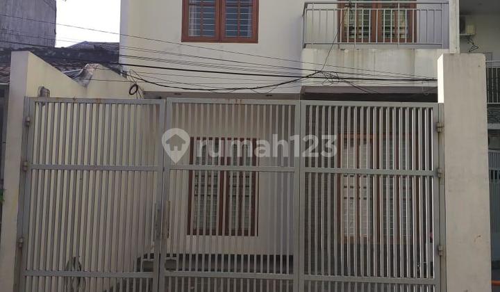 Rumah Siap Huni Area Kosan - foto 1