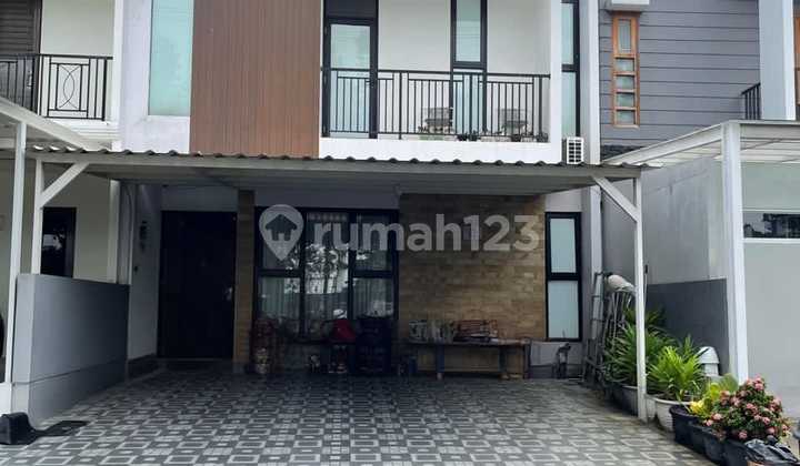 Cluster East Terrace Metland Puri 7X15, Full Renovasi, Hadap Selatan - foto 1