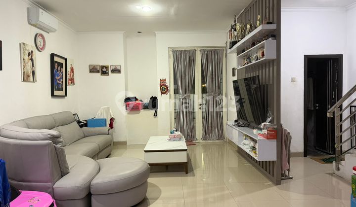 Dijual Rumah 2 Lantai di Taman Semanan Indah - SHM, Siap Huni, Harga Nego! - foto 1