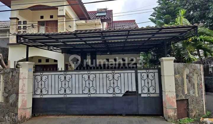 Di Jual Rumah Hoek Bebas Banjir Komplek Joglo Kembangan Jakarta Barat - foto 1