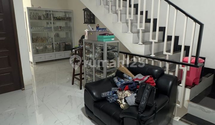 Kost Dijual SHM Furnished di Kebon Jeruk, Jakarta Barat - foto 1
