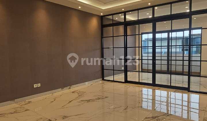 Dijual Rumah Golf Lake Residence Full Renovasi 3 Lantai - foto 1