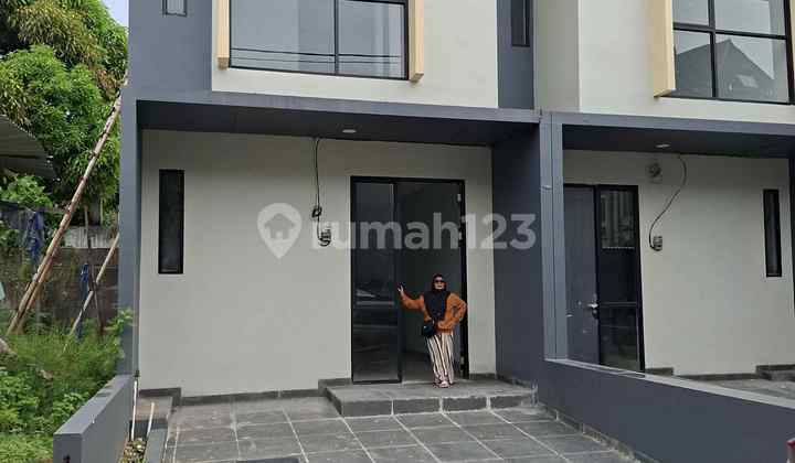 Dijual Rumah Baru 2 LT Murah Park Residence - foto 1