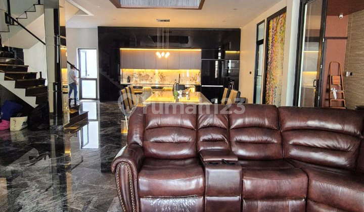 For Sale:rumah Modern Cluster Casa Goya, Kebon Jeruk Jakbar - foto 1
