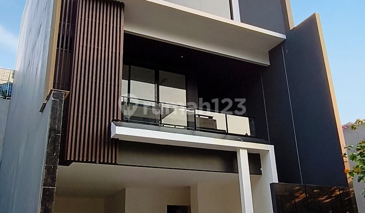 Rumah 4 Lantai Perbun Brand New Didesain untuk Dipakai Sendiri - foto 1